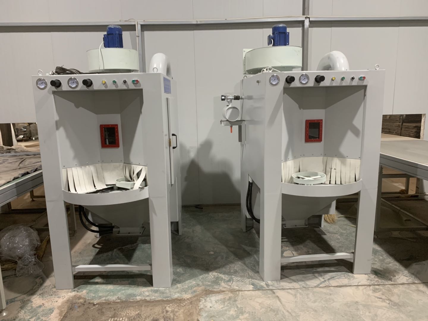 概述喷砂机厂家使用？